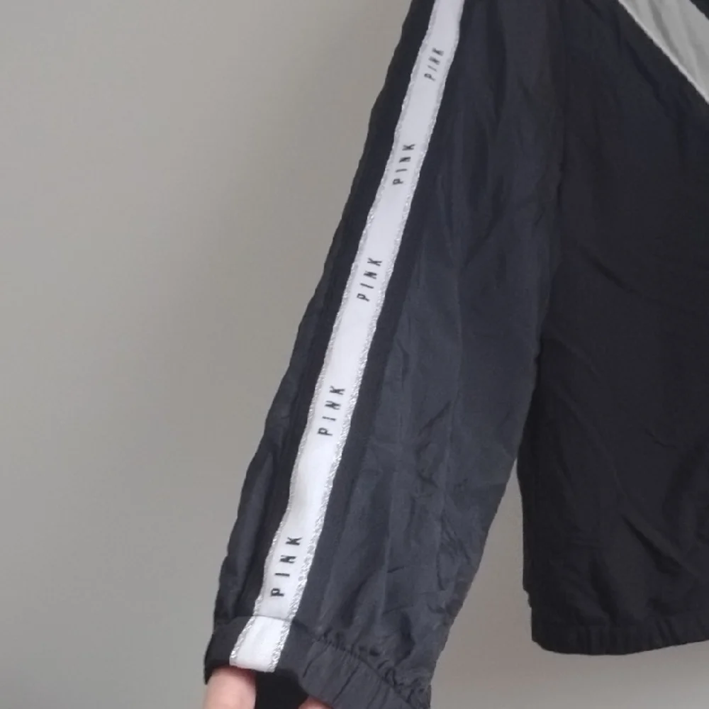 Victoria's Secret PINK Active Neutral Casual Full Zip Up Black & White Jacket - Picture 6 of 15